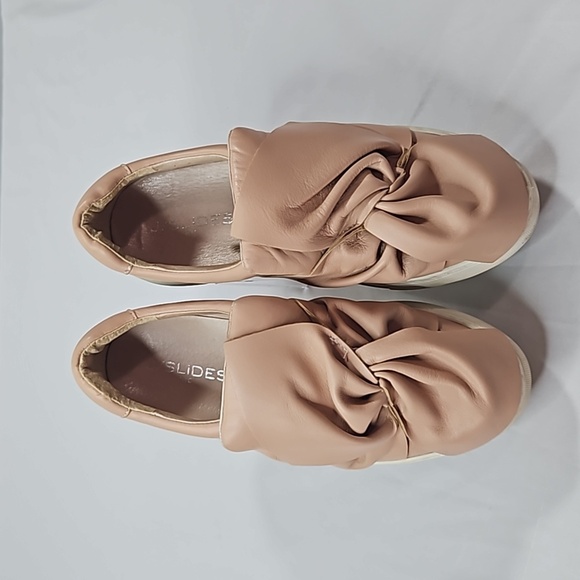 J Slides Pale Pink Platform Slip-ons Loafers Sneakers Size 7 - Picture 1 of 7